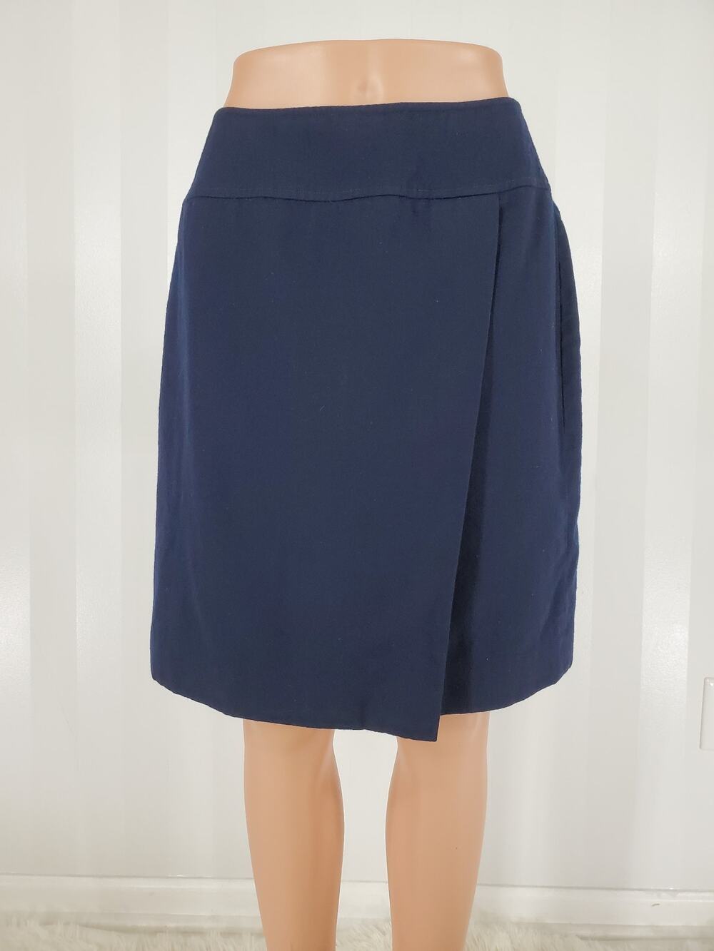 Talbots Navy Blue 100% Wool Wrap Front Knee Length Skirt Lined Sz 8